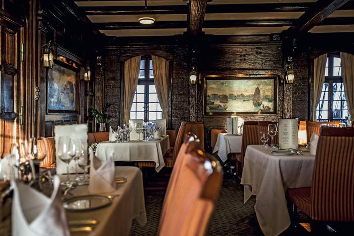 SCC Sea Cloud Restaurant copy.jpg